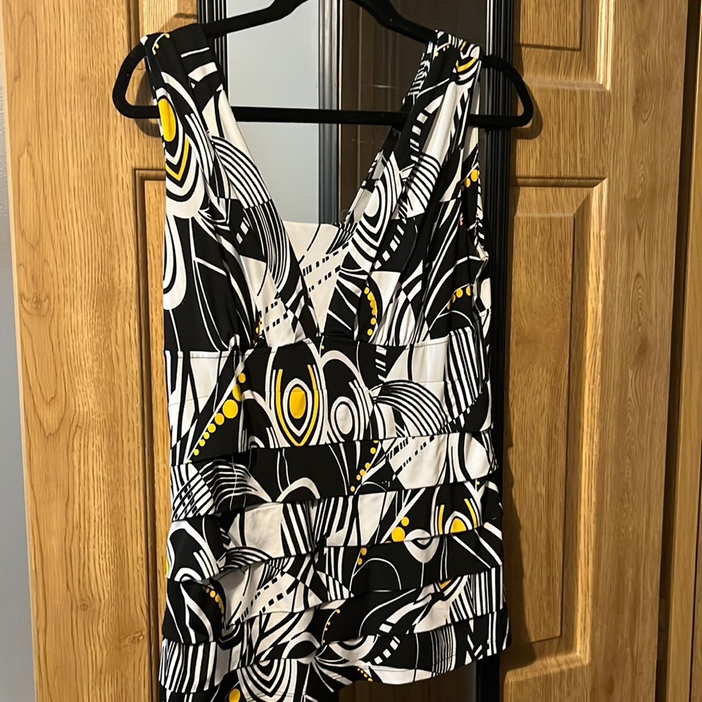Dusak Designs Fun Printed Tank Top Size Medium